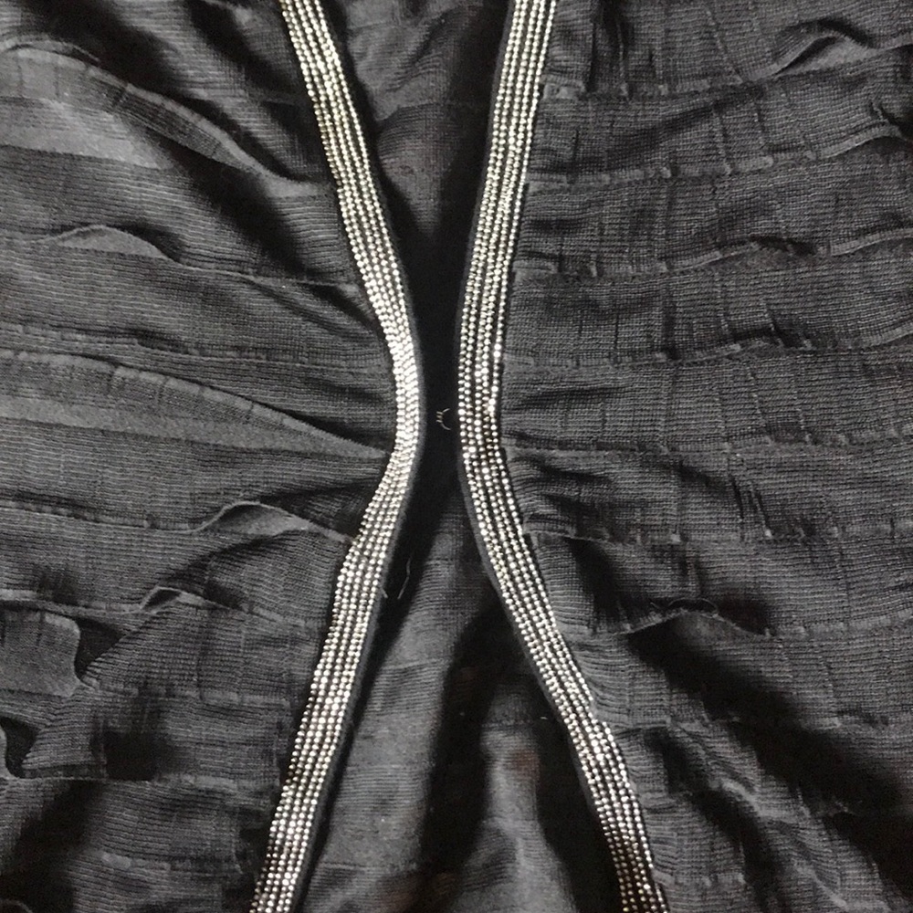 Cute Front Clasp Sweater - Picture 2 of 5